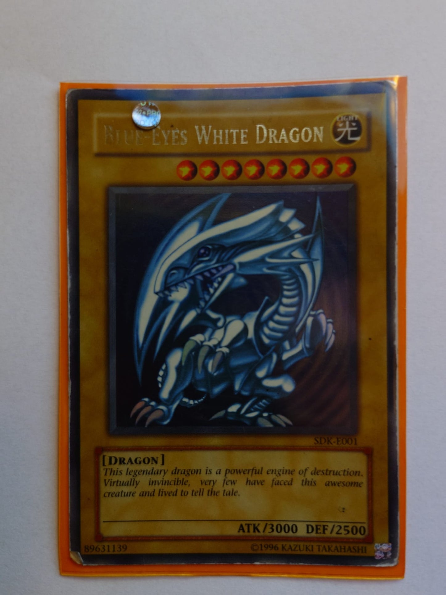 Yu-Gi-Oh! Blue-Eyes White Dragon SDK-E001