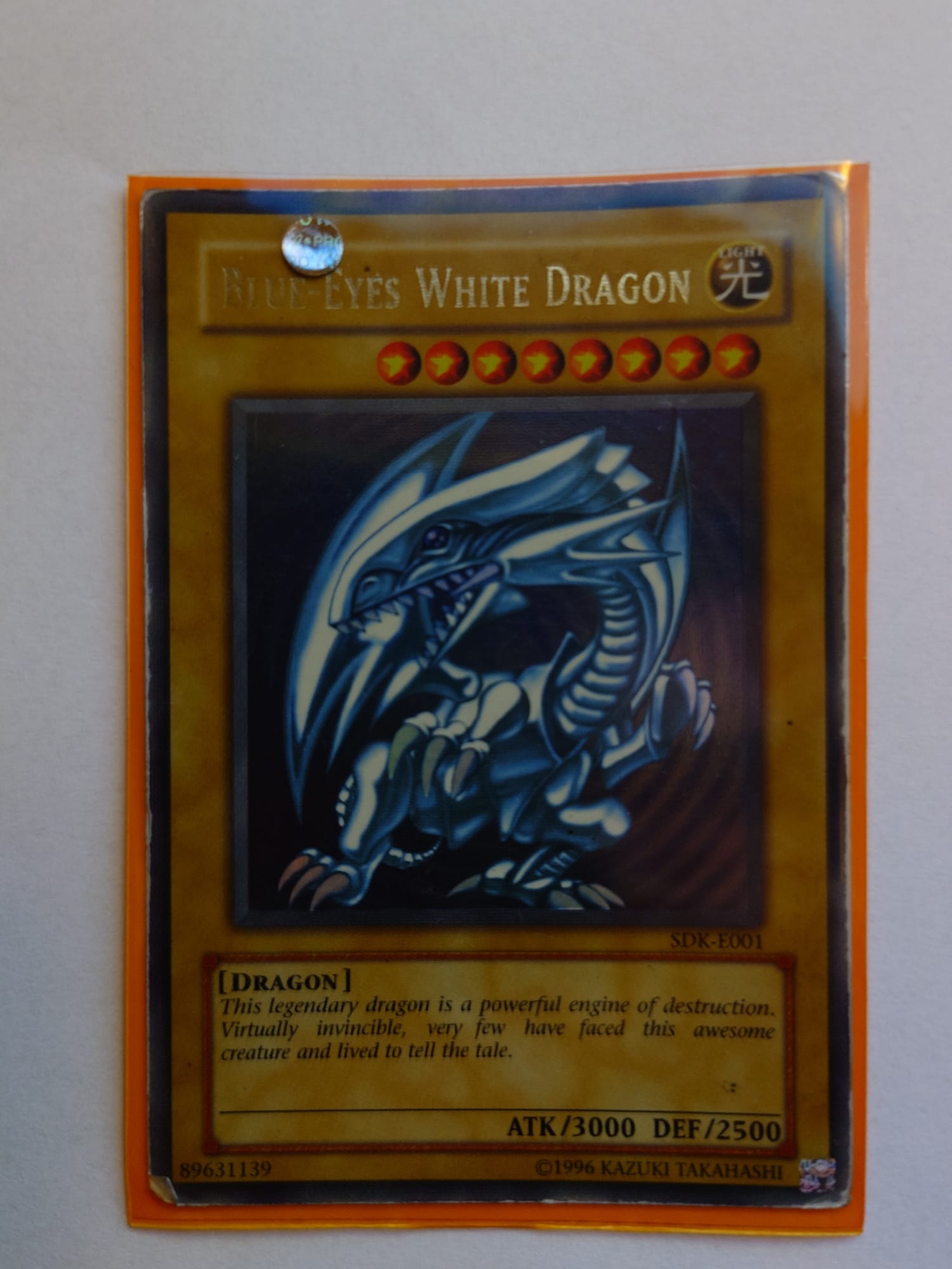 Yu-Gi-Oh! Blue-Eyes White Dragon SDK-E001